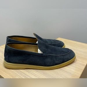 Pre-owned Loro Piana loafers size 39, navy.